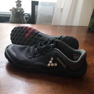 VIVOBAREFOOT : Primus Trail / Firm Ground